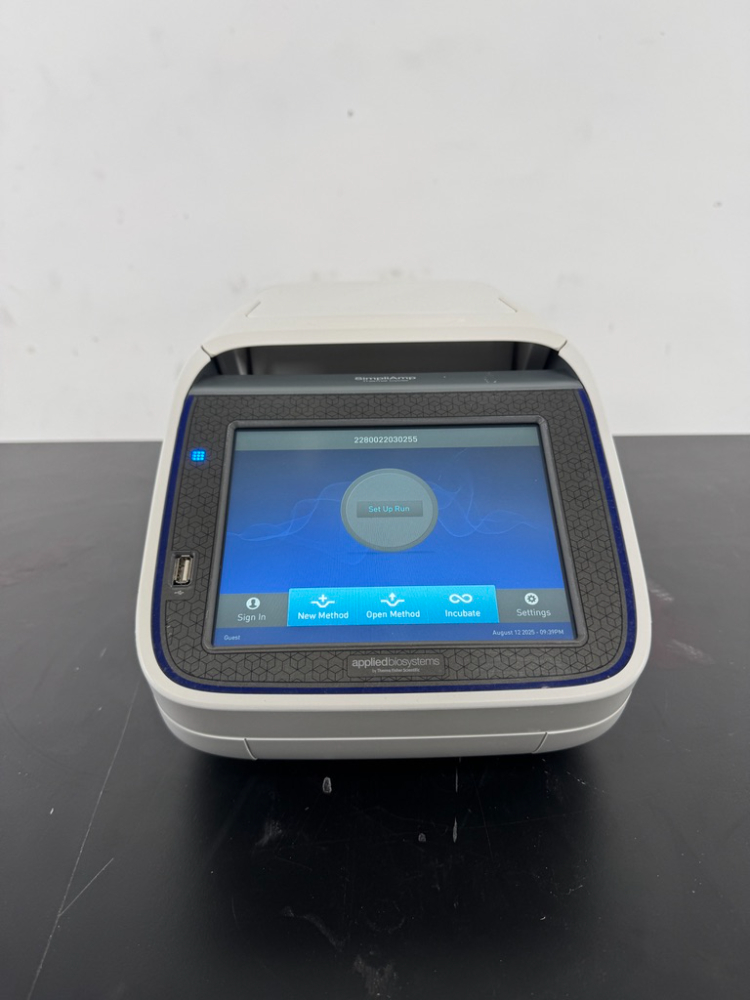 Image of Applied Biosystems SimpliAmp Thermal Cycler